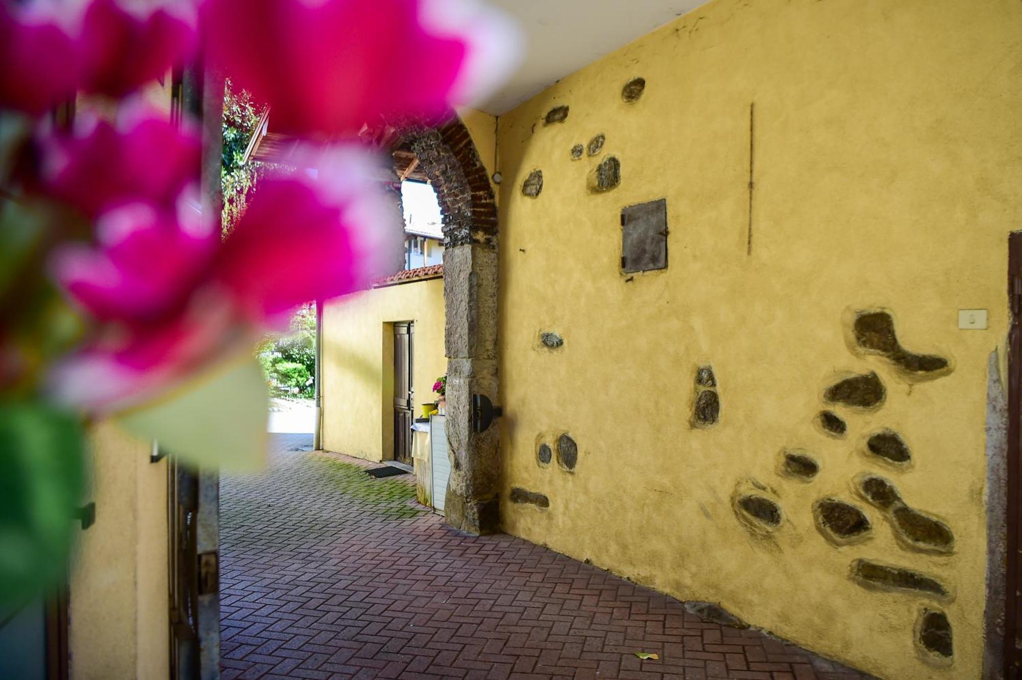 La Casa Dei Laghi 1 Comabbio Monate Maggiore Orta Mercallo Bagian luar foto