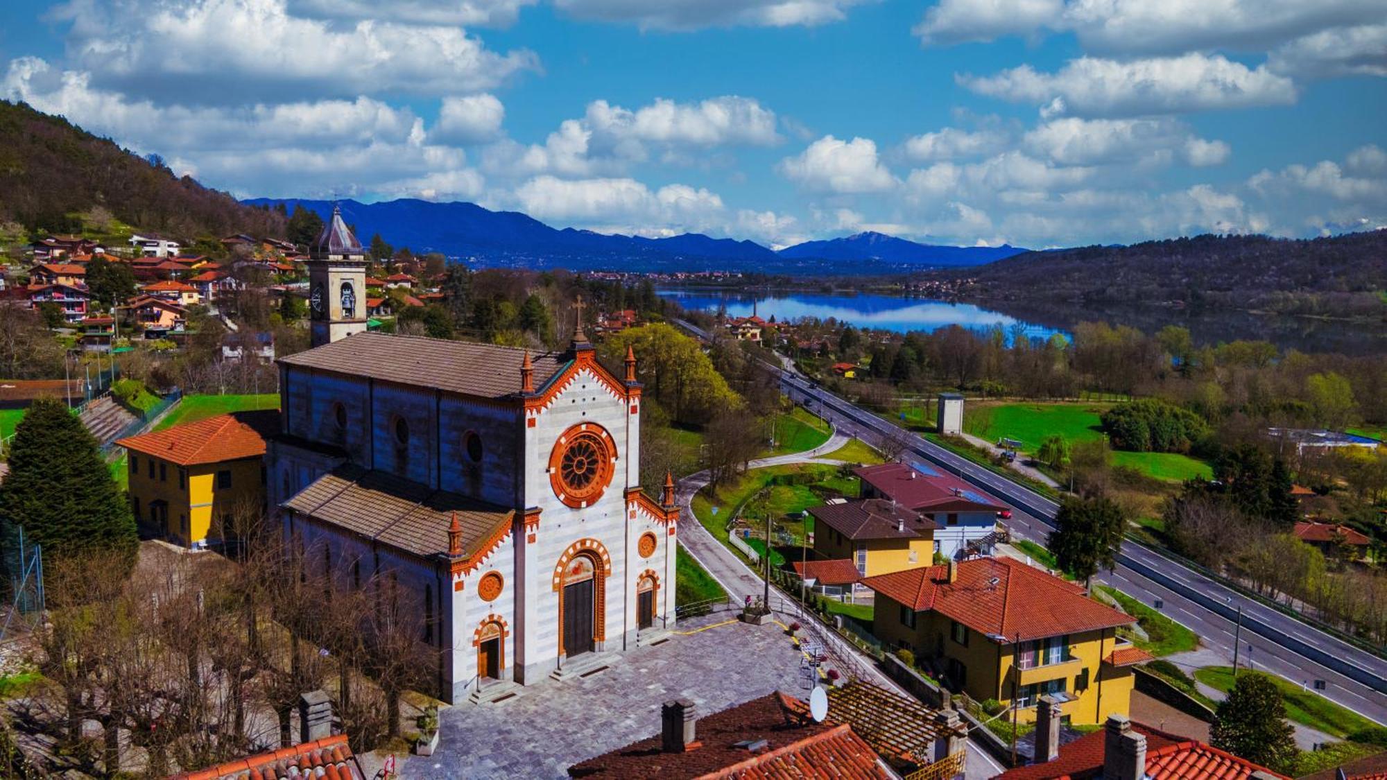 La Casa Dei Laghi 1 Comabbio Monate Maggiore Orta Mercallo Bagian luar foto